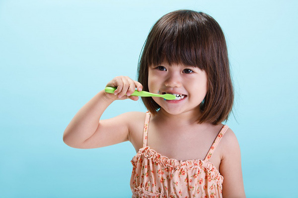 Để trẻ thích thú tìm hiểu vệ sinh răng miệng 2